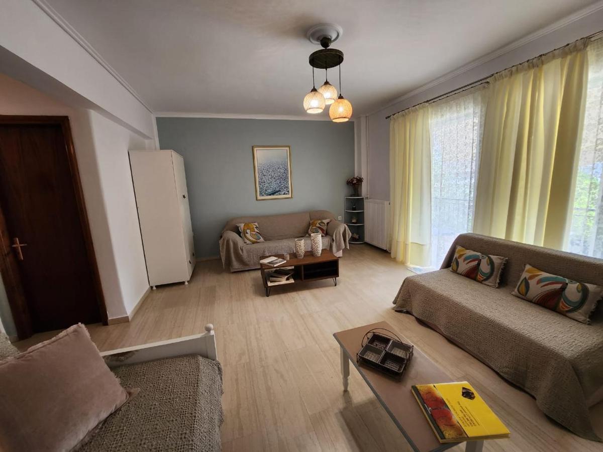 Queen Aspri Apartment 3' Min To The Beach! Antikyra Buitenkant foto