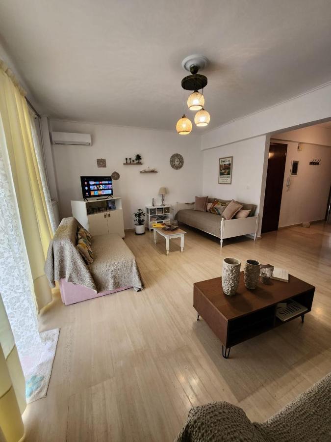 Queen Aspri Apartment 3' Min To The Beach! Antikyra Buitenkant foto